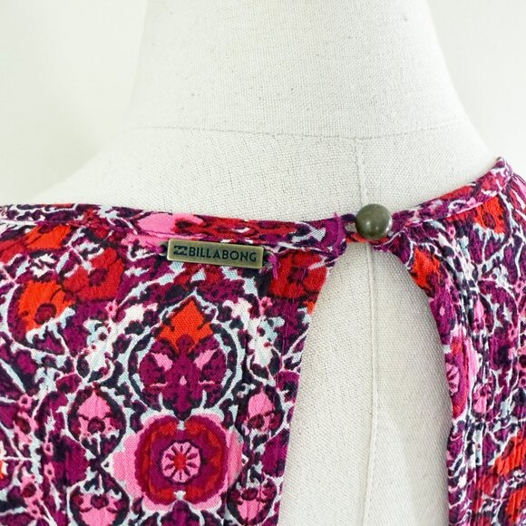 NWT Billabong Pink/Red Long Sleeve Floral Print Romper Sz Large V-Neck Cut Outs - Picture 9 of 13